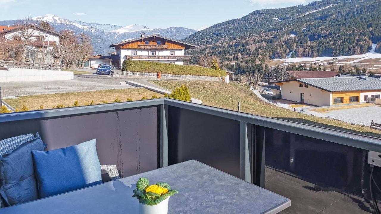 Stuwip Alps Appartements Adlerhorst Trins Esterno foto